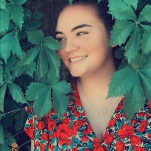 Meet your Posher, Sherry